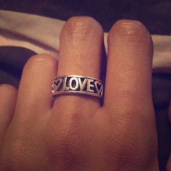 LOVE Ring - Picture 3 of 4